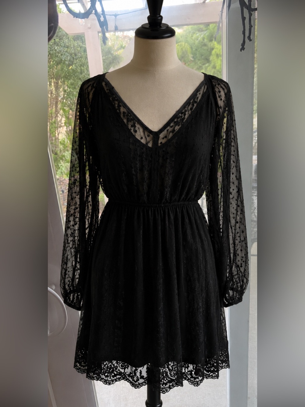 Karina Grimaldi Black Lace V-Neck Long Sleeve Mini Dress